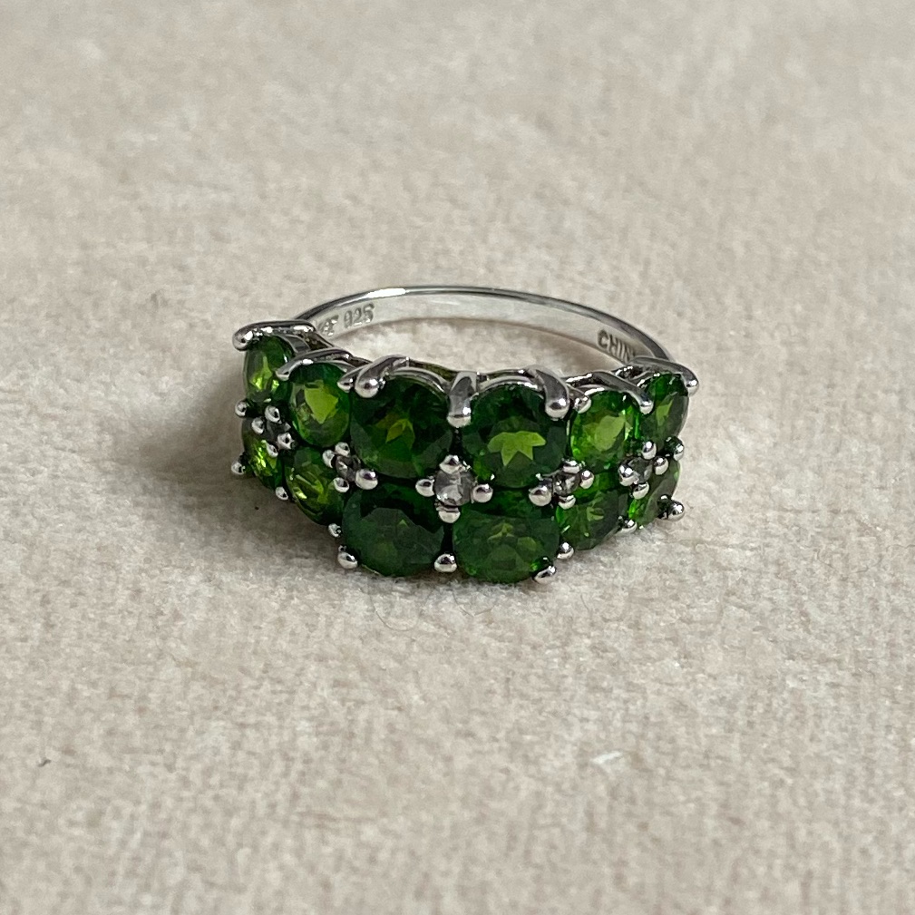 Chrome Diopside (4.66 Ctw) And White Topaz (.12 Ctw) Ring 925 Sterling Silver